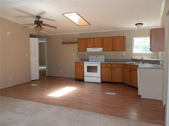 5th image of 1965 Shady Ln