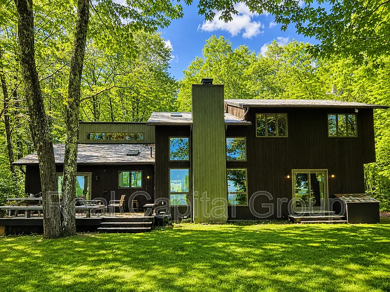 98 Beaver Dam Rd — Photo 2