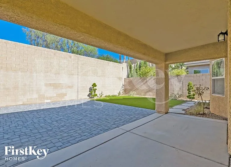 2580 Lockerbie St — Photo 14