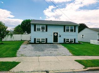 812 James St, Roaring Spring, PA 16673