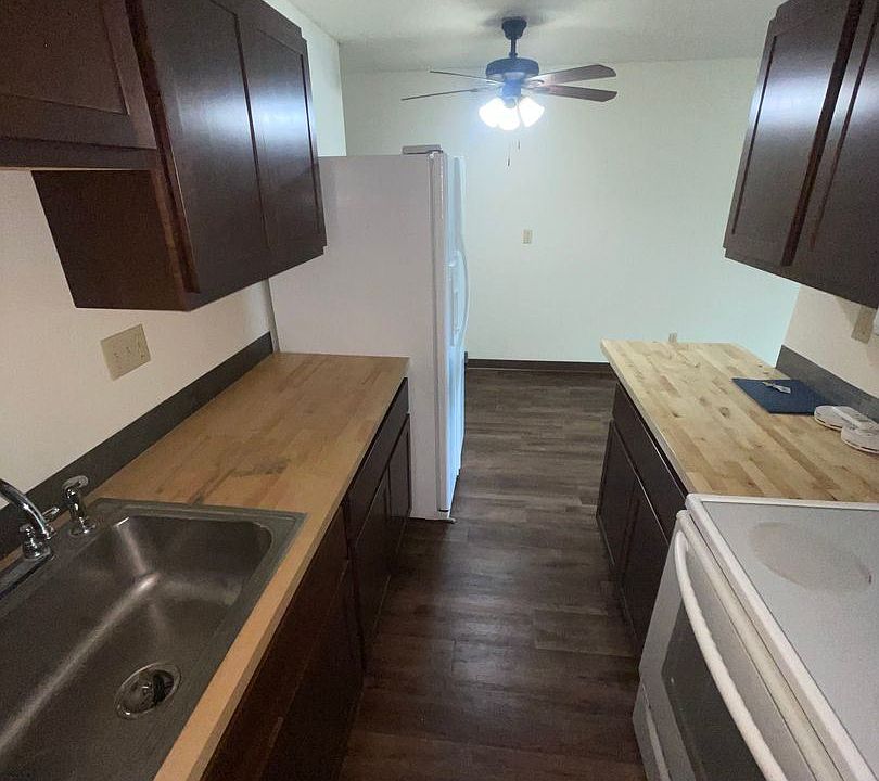 Riverview Towers Apartments Baraboo, WI Zillow