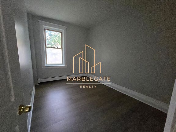 3rd image of 262 Elmwood Ave #22R