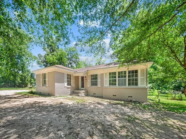 1301 Pershing Ave, Lufkin, TX 75904