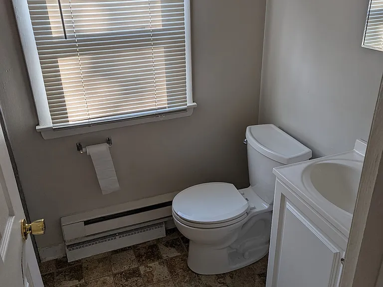 1460 Meriden Waterbury Tpke #4 — Photo 8