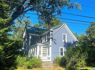 25 Bridge St, Topsham, ME 04086