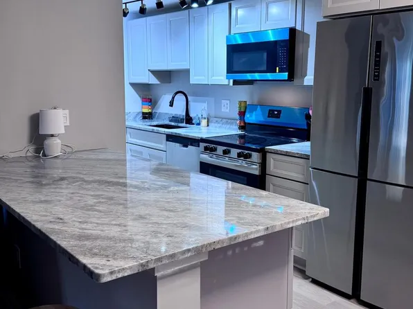 1923 Bellarbor Cir, Crofton, MD 21114