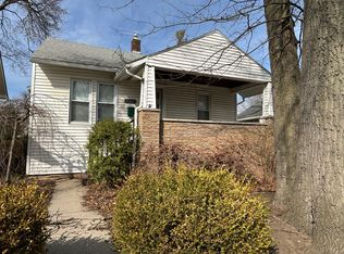 215 E Woodland St, Ferndale, MI 48220