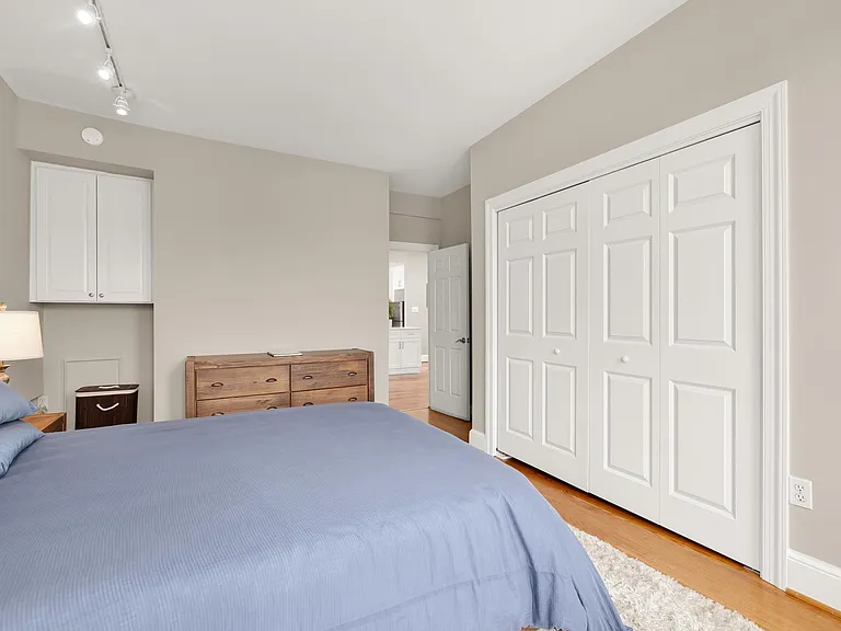 1824 S St NW #402 — Photo 10