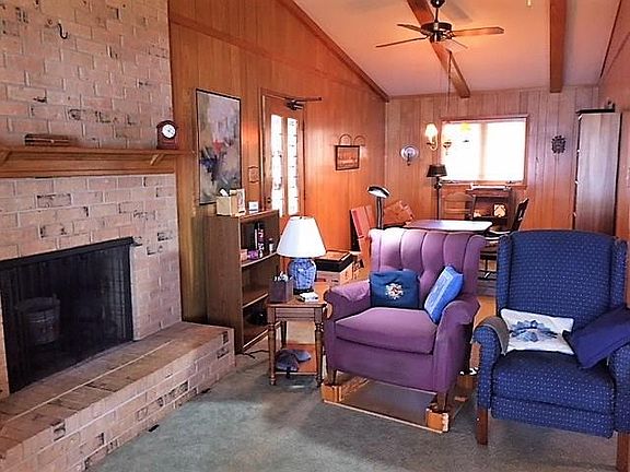2nd image of 2764 Tanglewood Dr