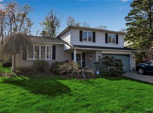 34 Old Farm Rd, Depew, NY 14043