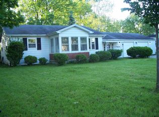 740 N 11th St, Decatur, IN 46733