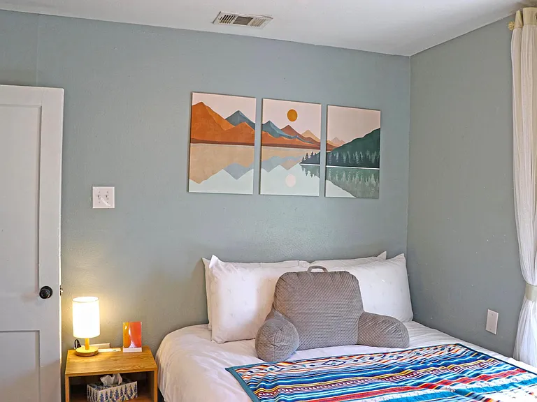 2321 Lyle Ave — Photo 48