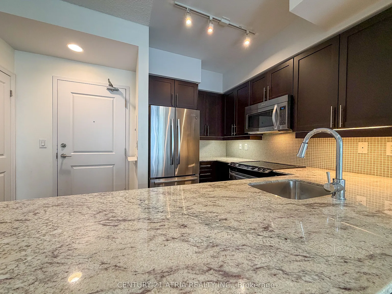2 bed, $2,800 — Photo 4
