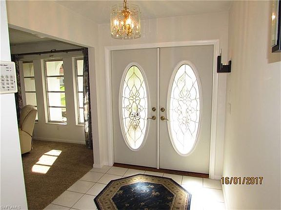 4th image of 1527 SW 53rd Ter