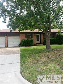1st image of 1109 Dawn Dr