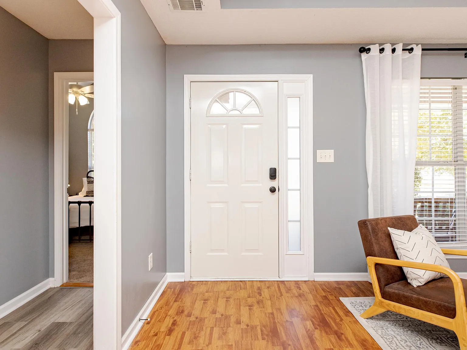 3 bed, 1453 sqft, $4,000 — Photo 4