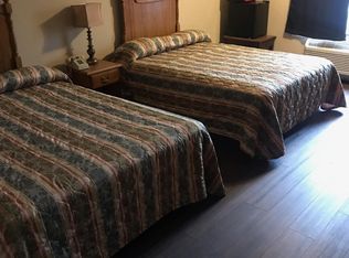 135 W Main St, Lake Geneva, WI 53147