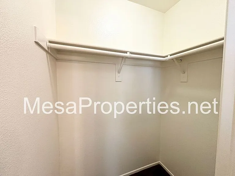 14451 Green River Rd — Photo 30