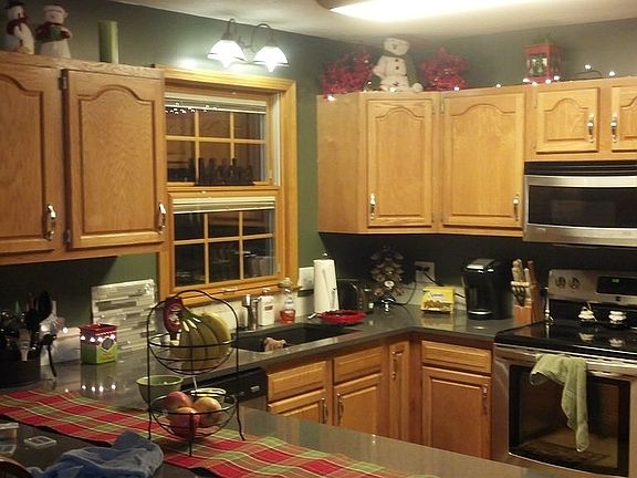 3rd image of 111 Fairmont Dr
