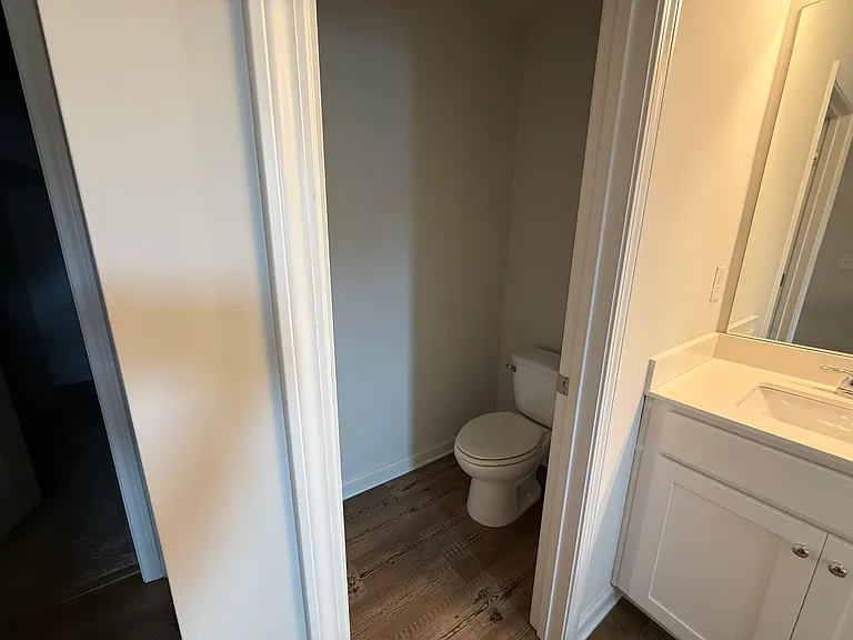 5251 Canberra Dr — Photo 5