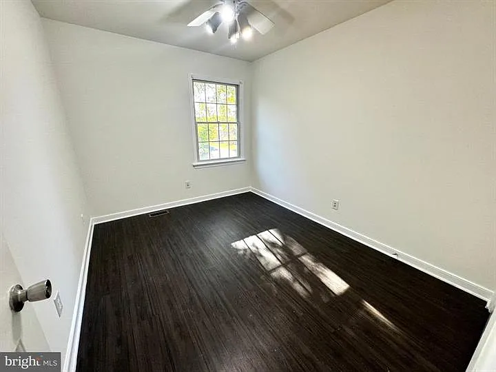 1326 Aquia Dr — Photo 23