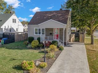 1596 Olive Rd, Windsor, ON N8Y 4M5