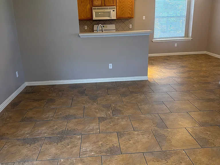 3809 Castle Rock Cv — Photo 4