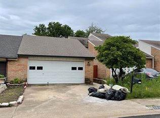 1310 Crosspointe St, Duncanville, TX 75137