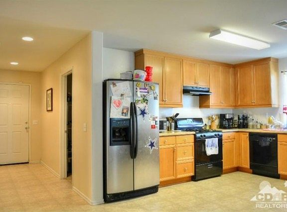 5th image of 84210 Capitola Ave