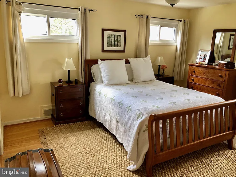 6910 Park Terrace Dr — Photo 9