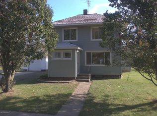 425 Minnesota St, Ostrander, MN 55961