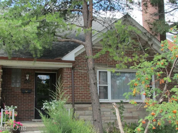 5037 Maple St, Dearborn, MI 48126
