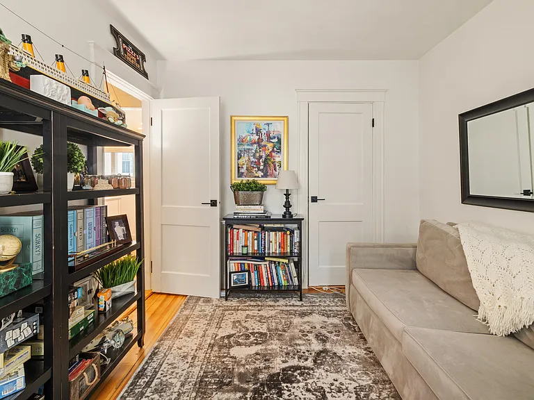 11 Hillview Ave #1 — Photo 22