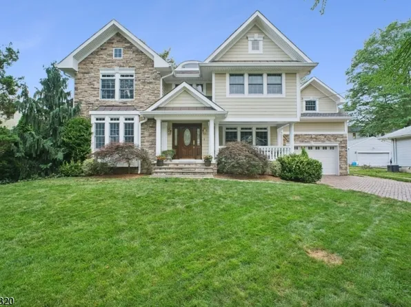 45 Lewis Ave, Summit City, NJ 07901