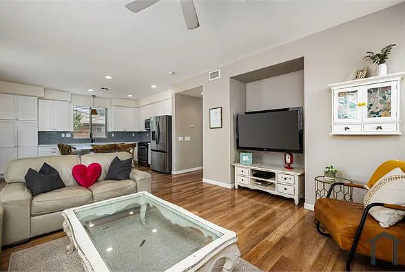 37590 Severn Pl — Photo 5