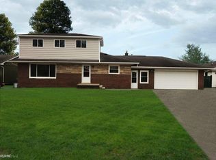 23449 Harrellson Rd, Macomb, MI 48042