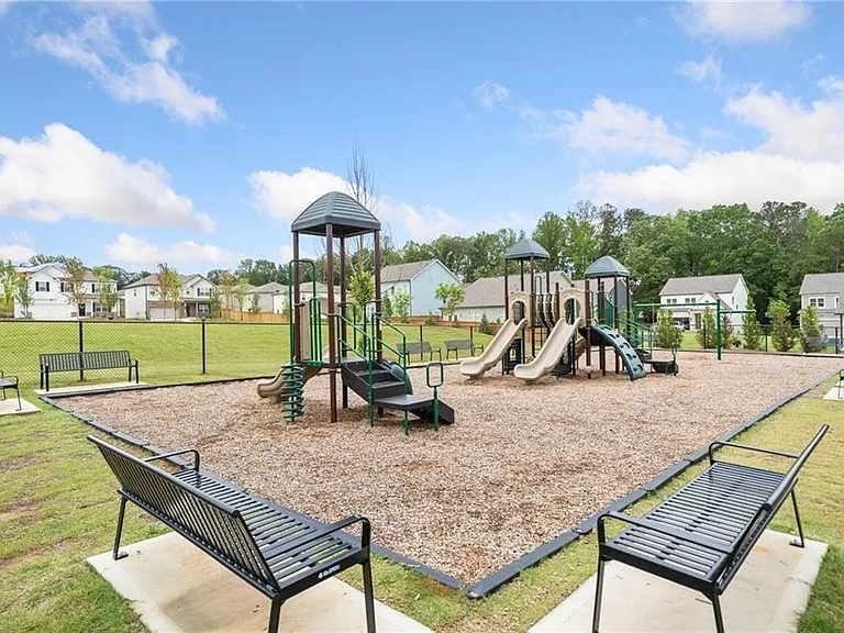 700 Payton Ln — Photo 24