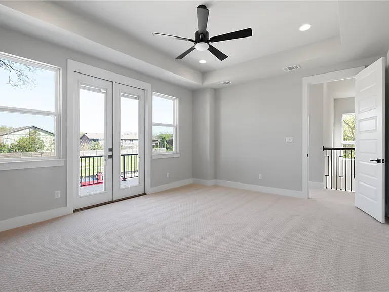 1205 Friends Cv — Photo 18
