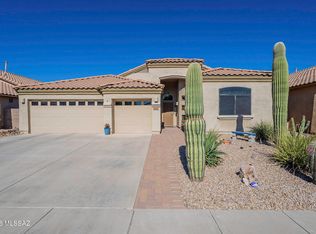 8133 N High Branch Dr W, Tucson, AZ 85743