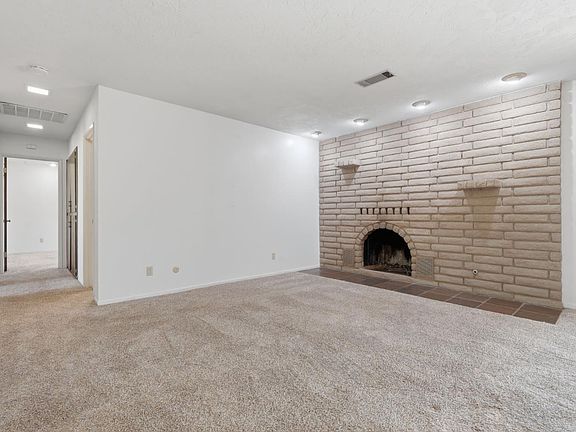 5th image of 257 Larish St