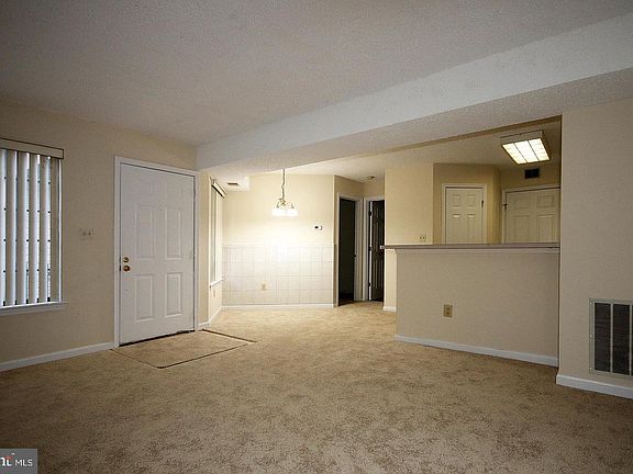 3rd image of 1601 Airy Hill Ct #10B