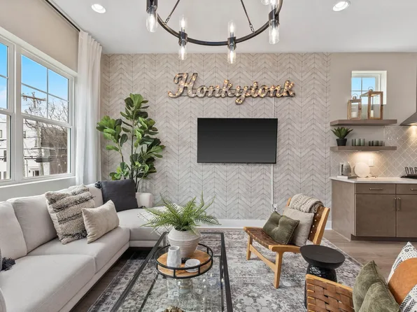 1104 Baptist World Center Dr #2, Nashville, TN 37207