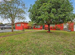 6861 SW 1st Ct, Pembroke Pines, FL 33023