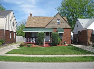 27 Liberty Ter, Cheektowaga, NY