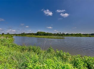 514 Trailer Park Rd, Carmine, TX 78932