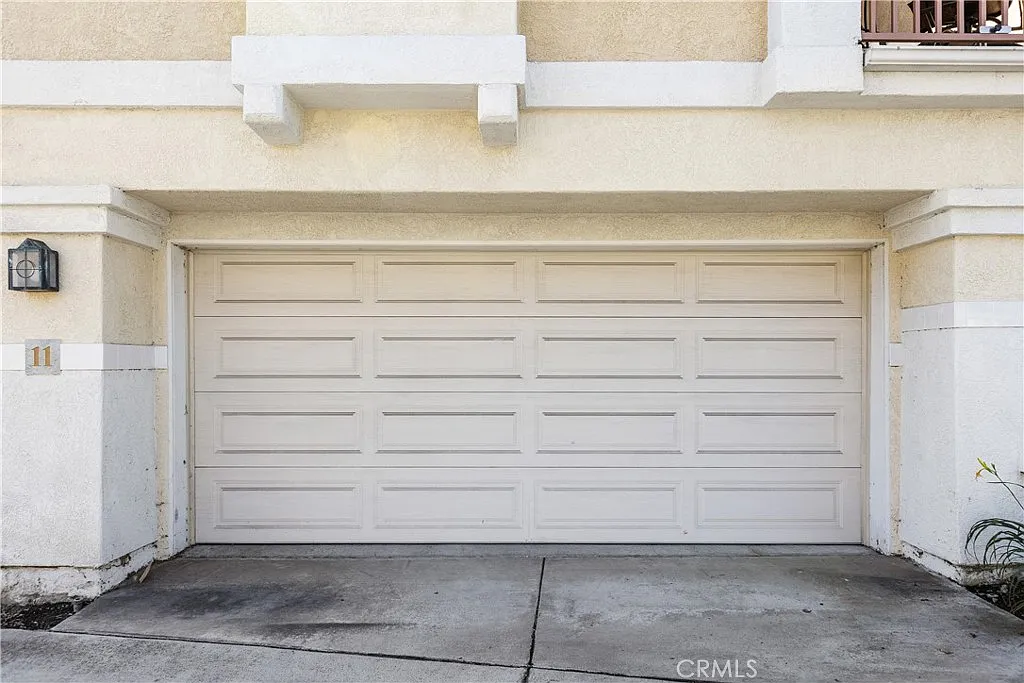 2 bed, 1105 sqft, $3,800 — Photo 4