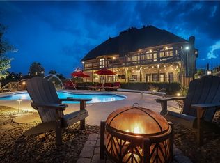 9704 Soaring Hawk Dr, Bentonville, AR 72713