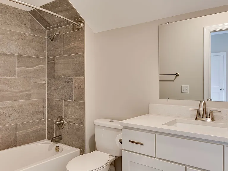 607 Lee St — Photo 20