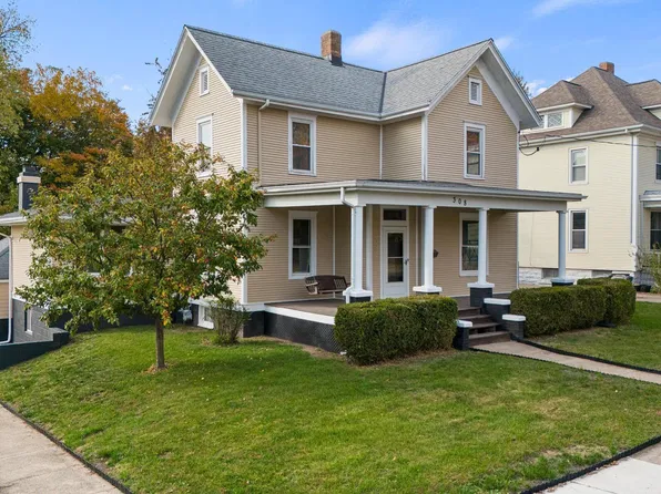 308 S Pine St, Washington, IL 61571