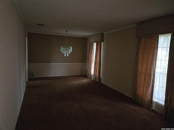 3rd image of 9622 Chelmsford Dr